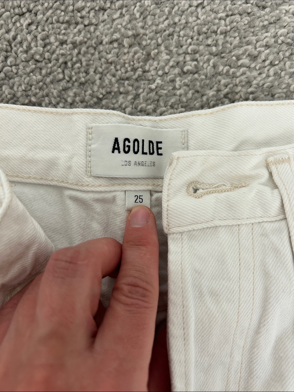 Agolde White High-Rise Frayed Cutoff Denim Shorts - Picture 2 of 3